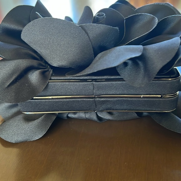 👛Black Evening bag with Chain👛 - Picture 3 of 5